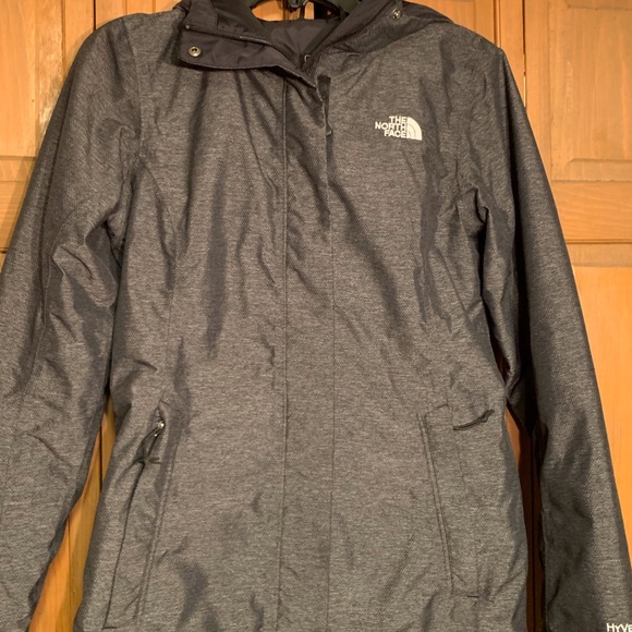 Used North-Face jacket black with grey undertones, size small, Retail $198.00 - Picture 5 of 6